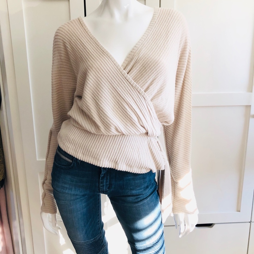 Lush oatmeal wrap ribbed knit top side tie bottom